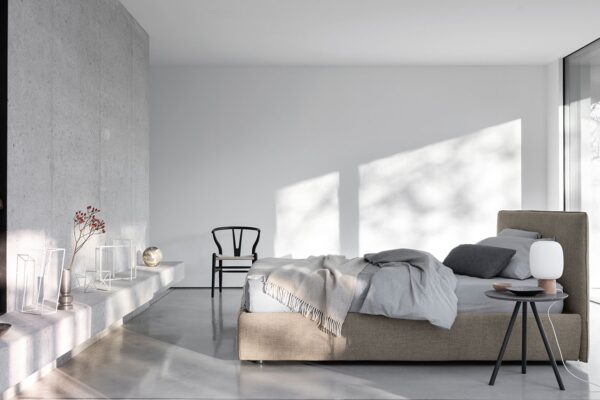 Letto imbottito modello Pollon, disponibile da Tappezzeria Gatti