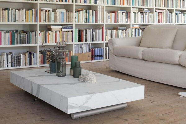 Tavolino trasformabile di design, modello Ulisse, disponibile da Tappezzeria Gatti