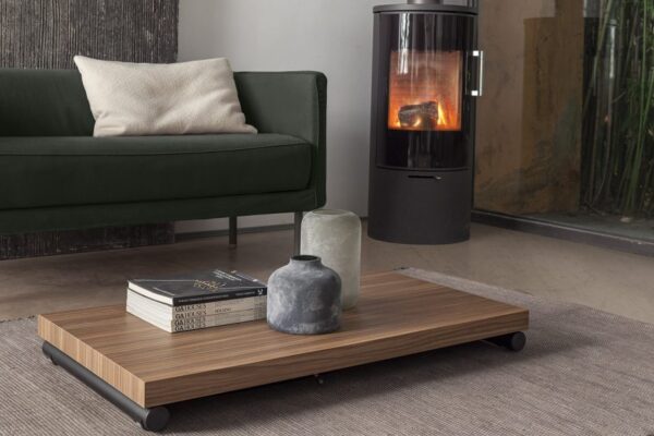 Tavolino trasformabile più basso al mondo, modello Geniale, disponibile da Tappezzeria Gatti