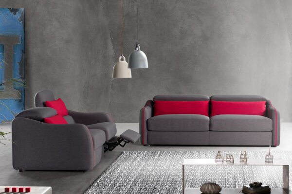 Divano letto modello Vincenzo, disponibile da Tappezzeria Gatti